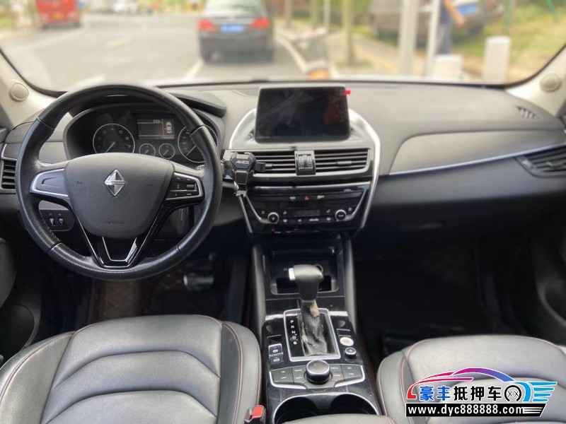 18年宝沃宝沃BX5轿车抵押车出售