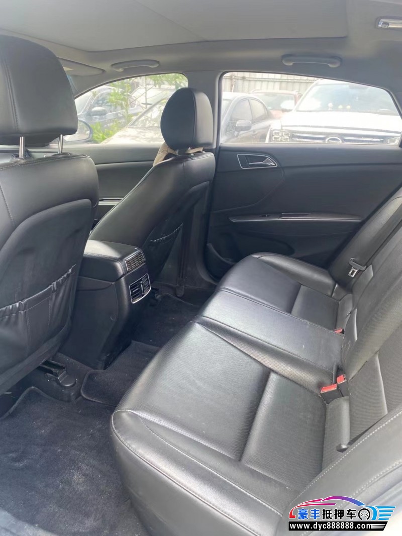 18年现代名图轿车抵押车出售