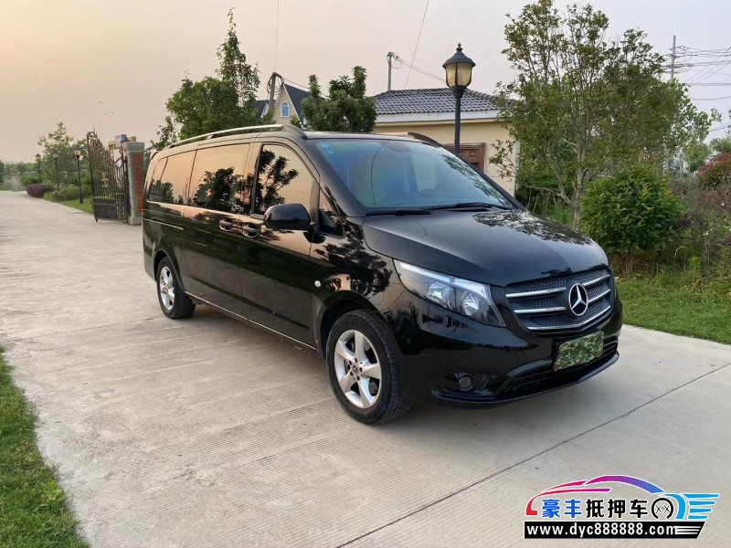 20年奔驰威霆轿车抵押车出售