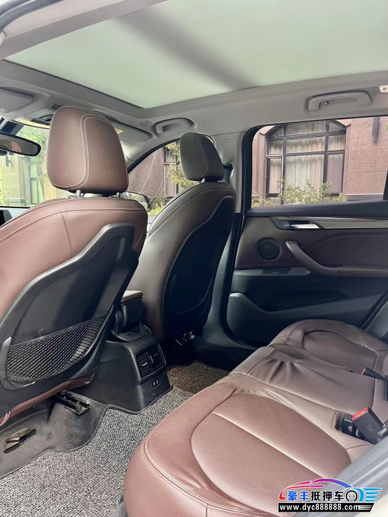 19年宝马X1轿车抵押车出售