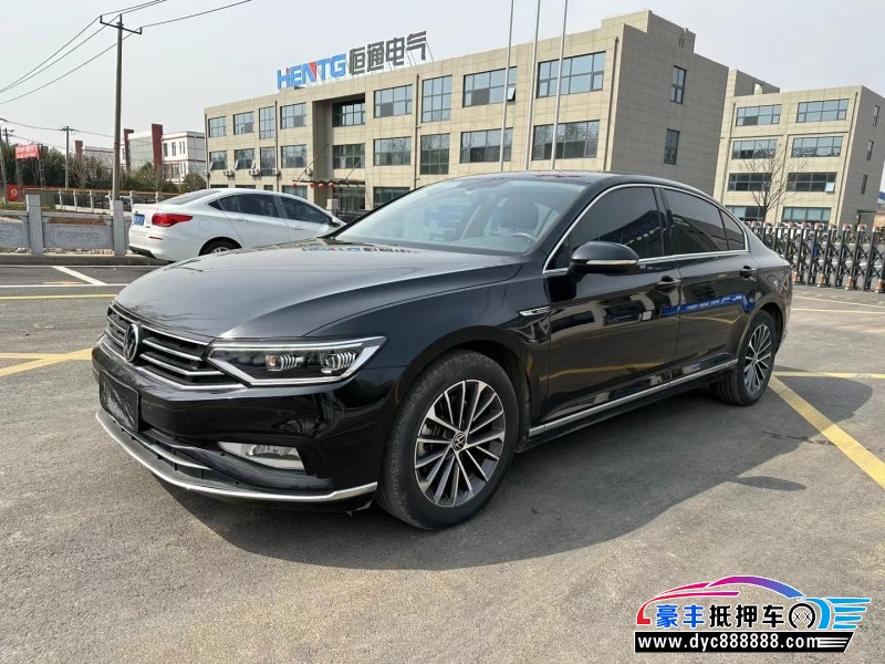 19年大众迈腾轿车抵押车出售