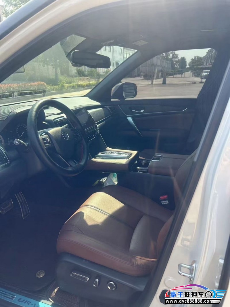 22年本田UR-V轿车抵押车出售