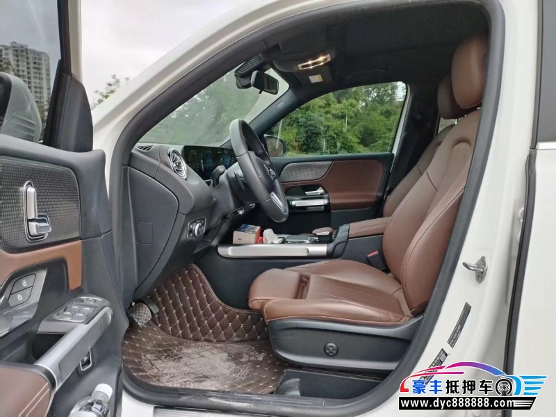 22年奔驰GLBSUV抵押车出售