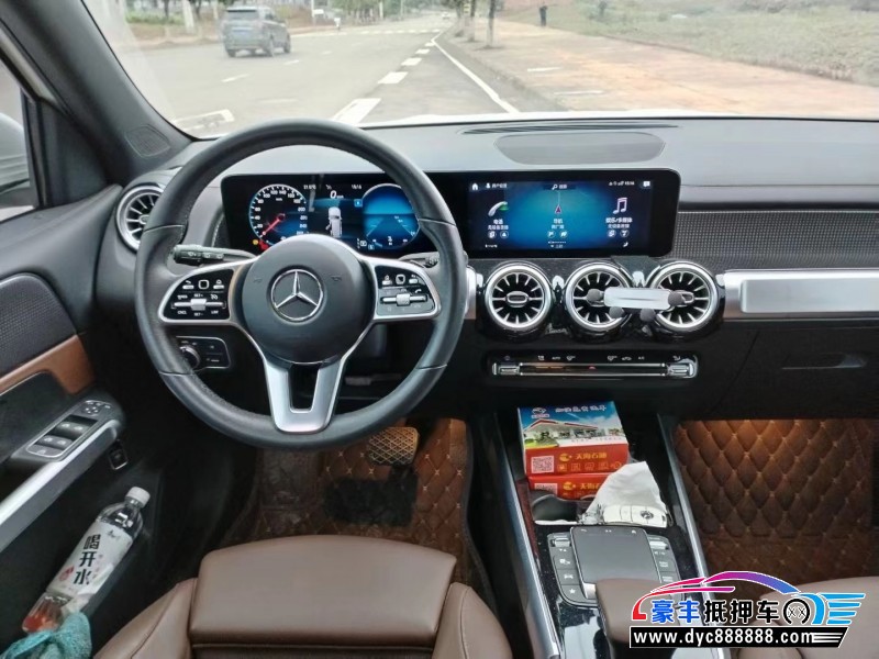 22年奔驰GLBSUV抵押车出售