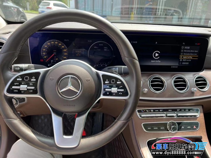 20年奔驰E轿车抵押车出售