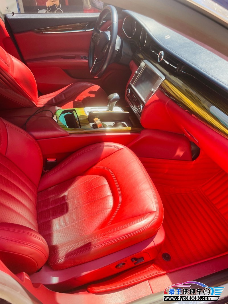 15年玛莎拉蒂总裁轿车抵押车出售