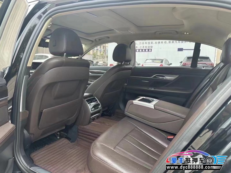 18年宝马7系轿车抵押车出售