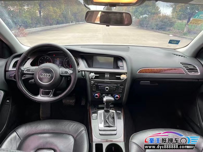 15年奥迪A4轿车抵押车出售