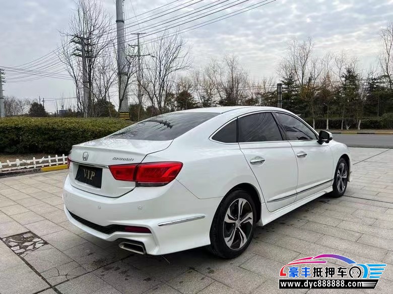 17年本田思铂睿轿车抵押车出售