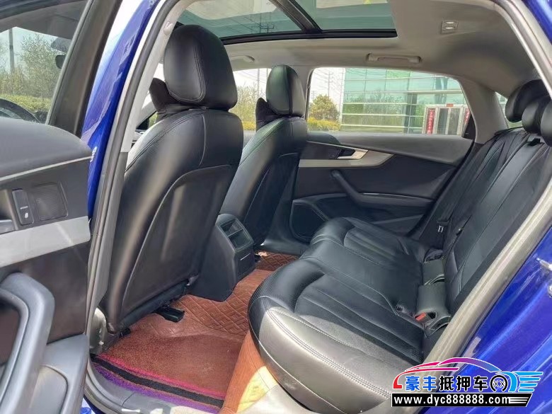 19年奥迪A4轿车抵押车出售