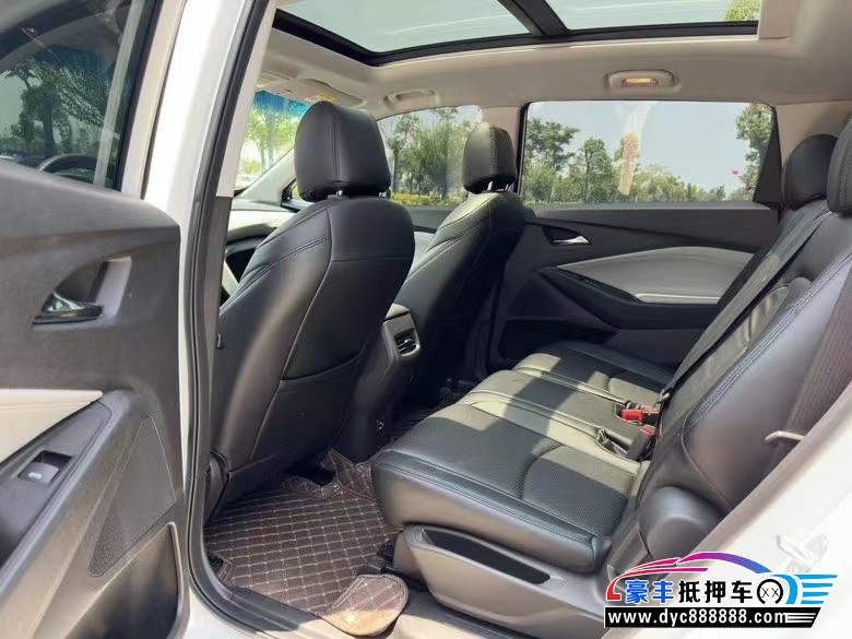 22年雪佛兰沃兰多轿车抵押车出售