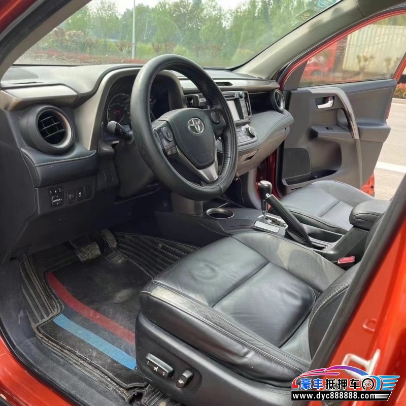 14年丰田RAV4荣放轿车抵押车出售