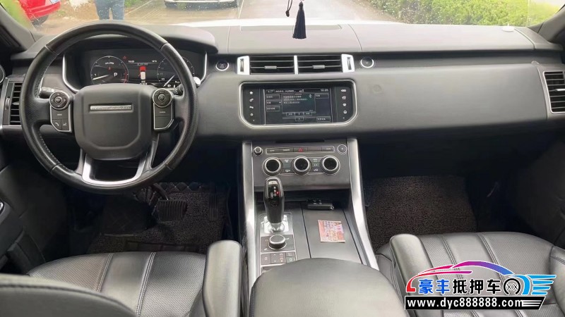 17年路虎揽胜运动轿车抵押车出售