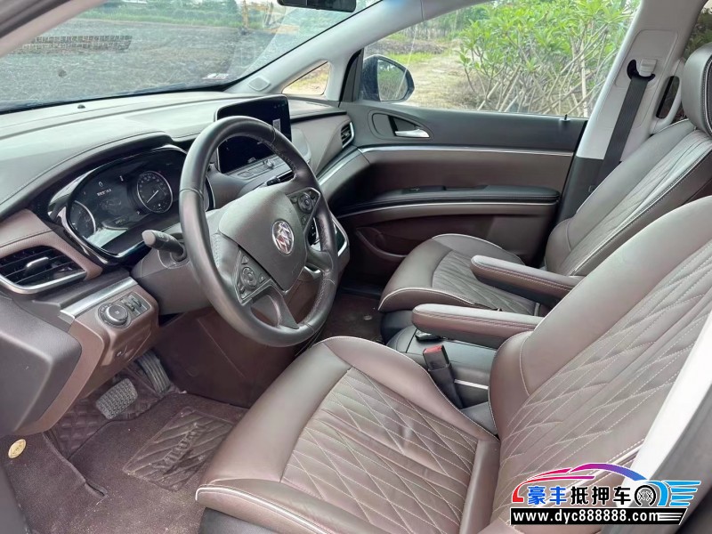 22年别克GL8轿车抵押车出售