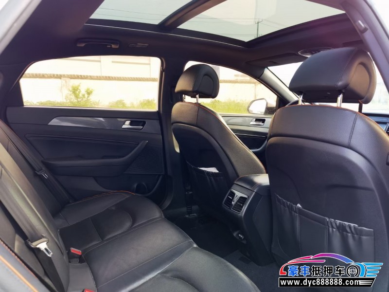 15年现代索纳塔九轿车抵押车出售