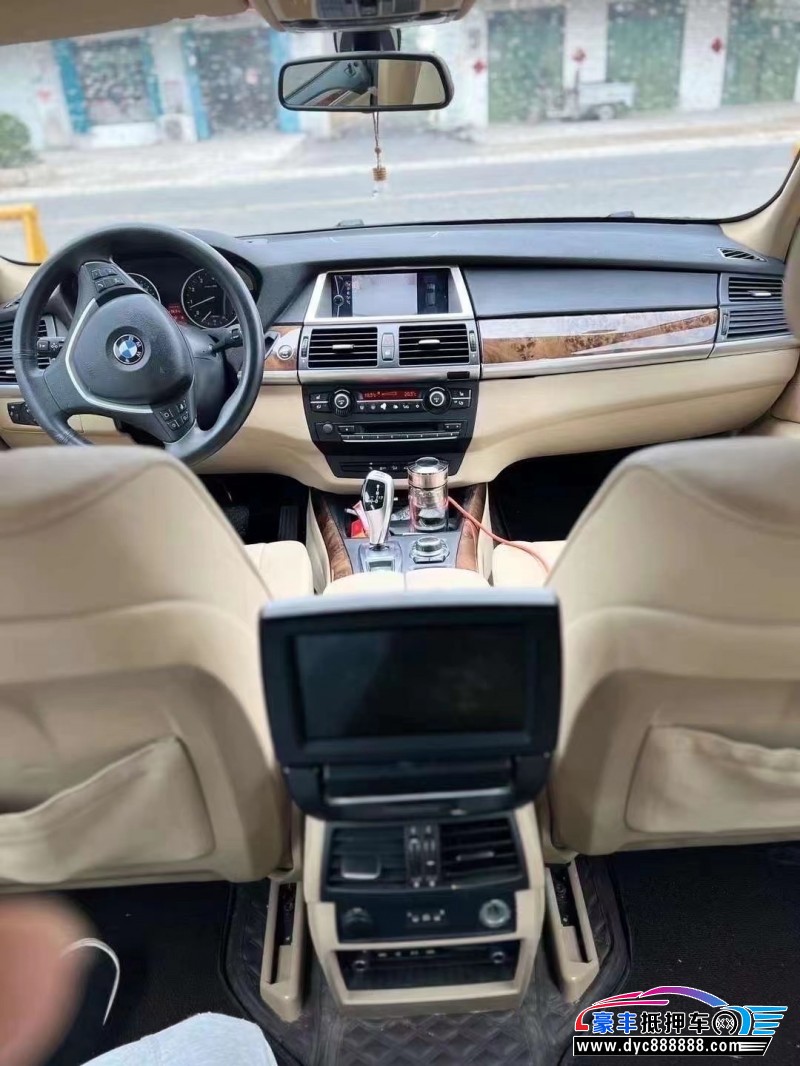 13年宝马X5SUV抵押车出售