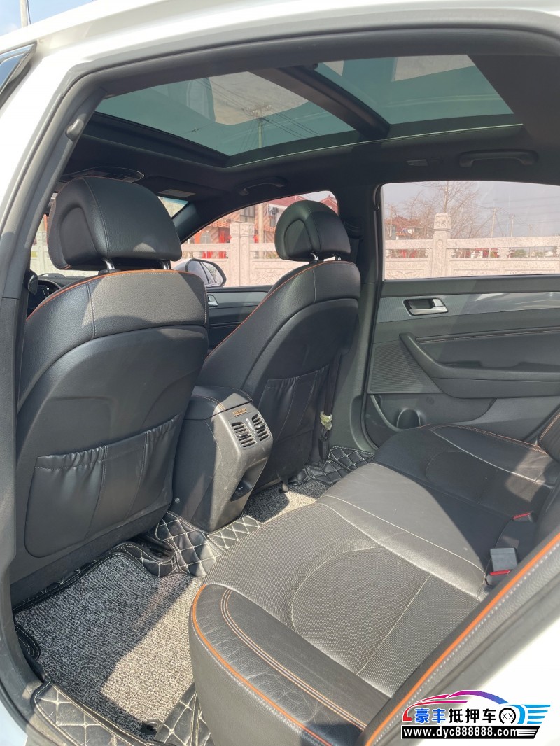 15年现代索纳塔九轿车抵押车出售