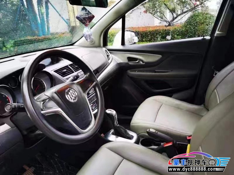 13年别克昂科拉轿车抵押车出售