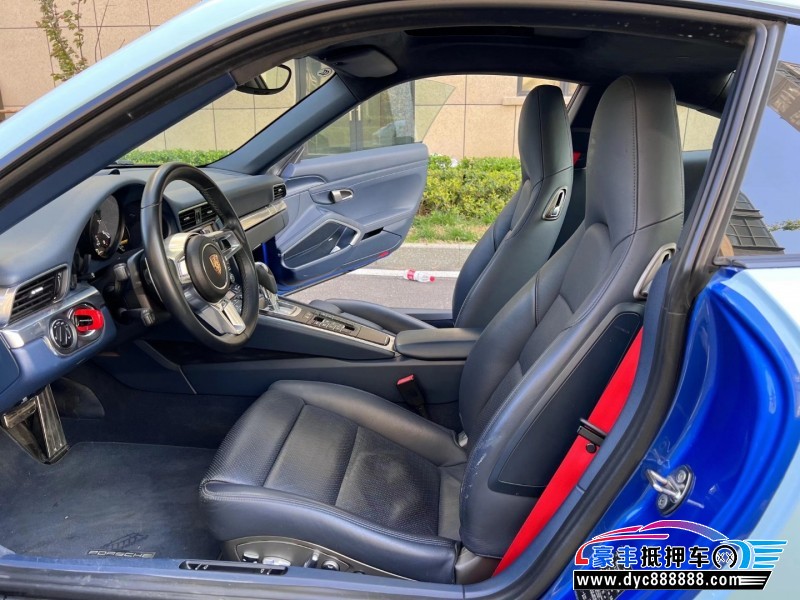 13年保时捷911轿车抵押车出售