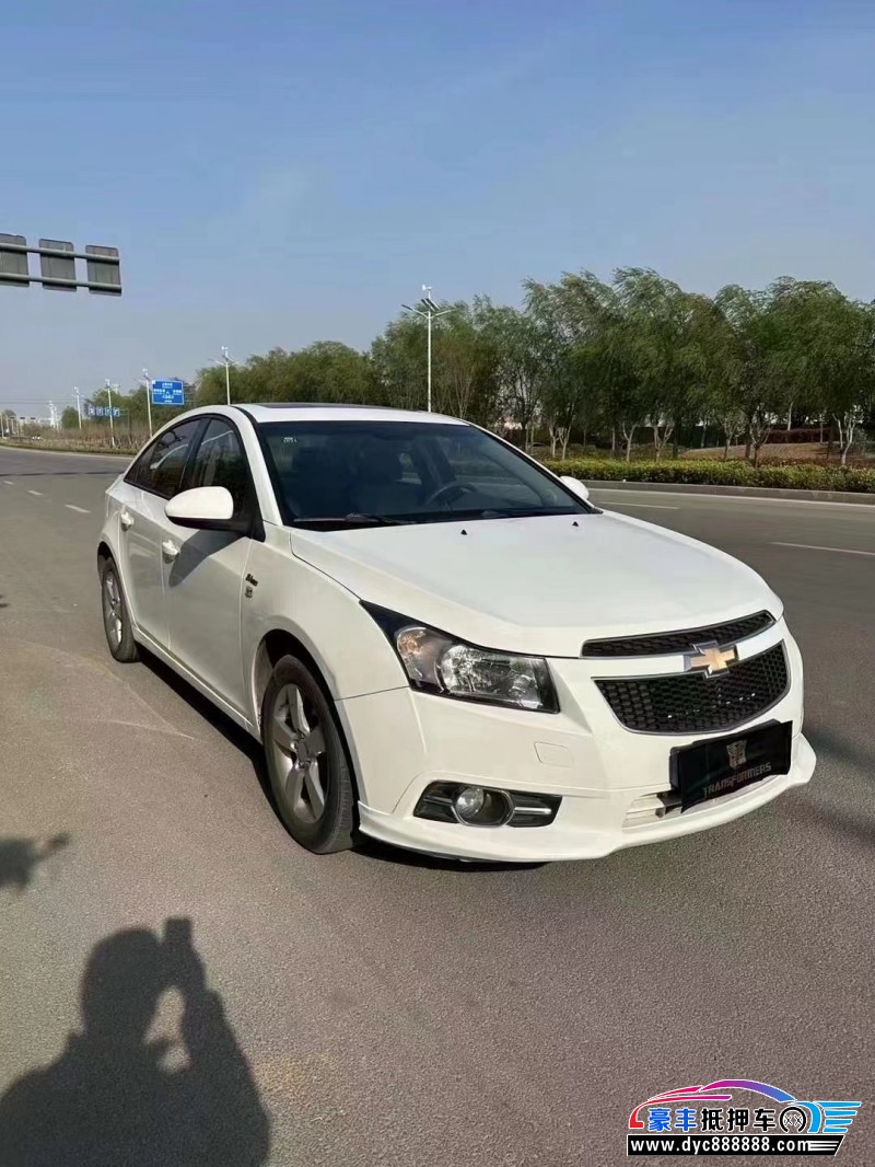 15年雪佛兰科鲁兹轿车抵押车出售