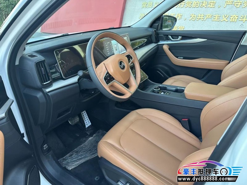 23年威马汽车w6轿车抵押车出售