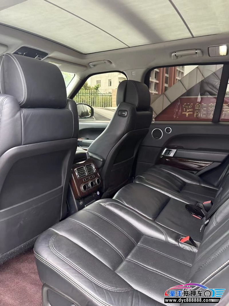 13年路虎揽胜行政轿车抵押车出售