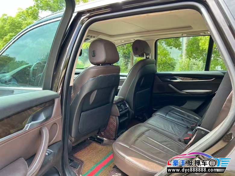 14年宝马X5轿车抵押车出售