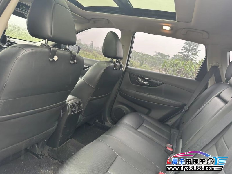 21年日产奇骏轿车抵押车出售