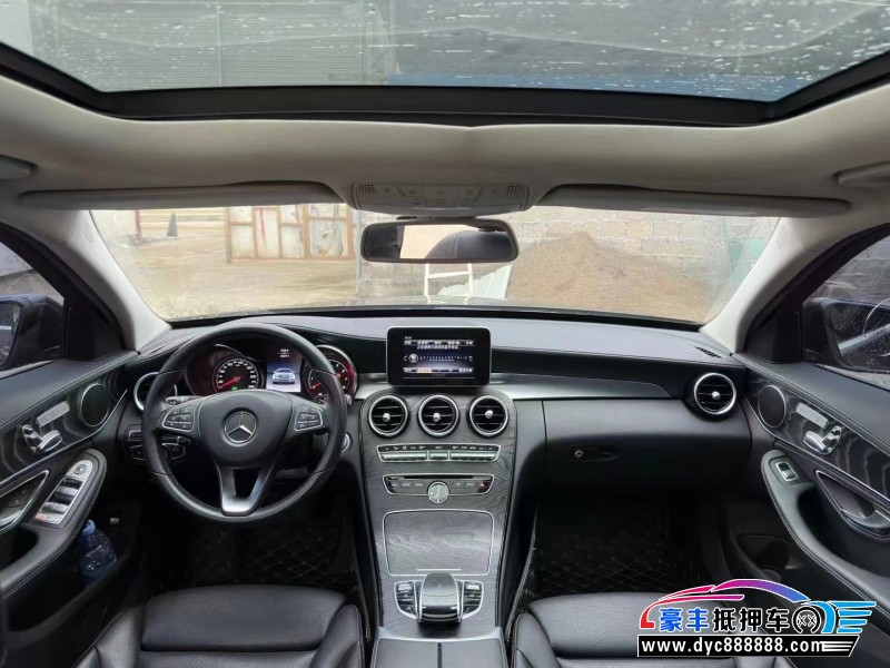 17年奔驰C轿车抵押车出售