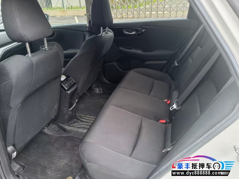 21年本田享域轿车抵押车出售