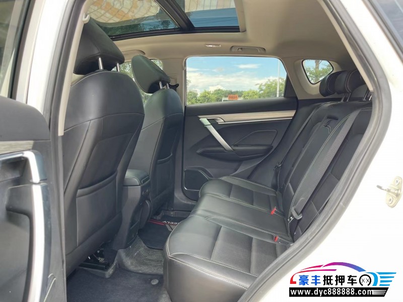 19年吉利缤越轿车抵押车出售