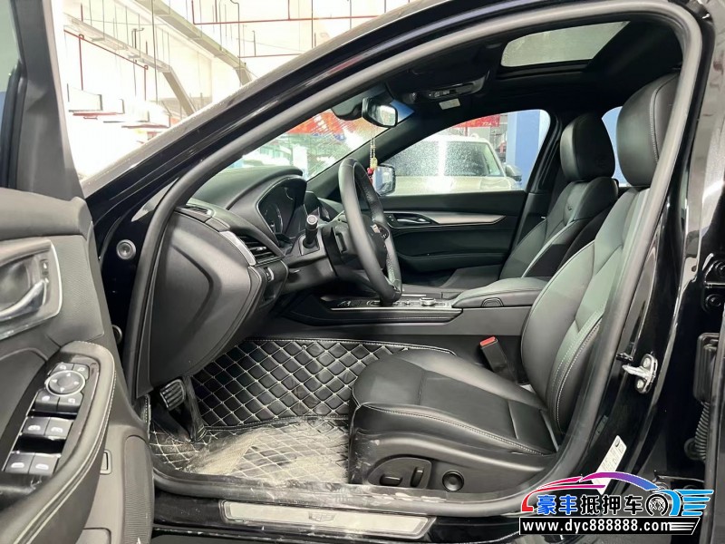 22年凯迪拉克CT5轿车抵押车出售