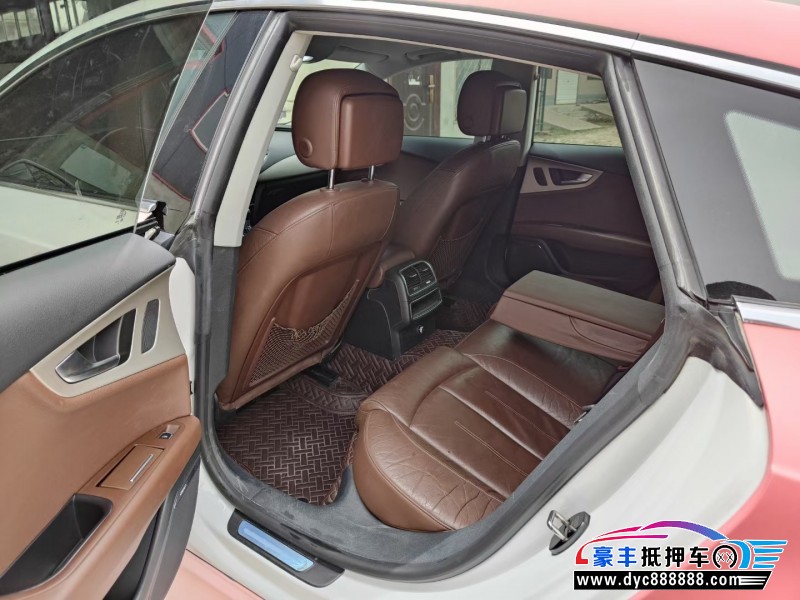 16年奥迪A7轿车抵押车出售