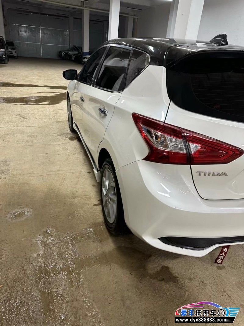 22年日产骐达轿车抵押车出售