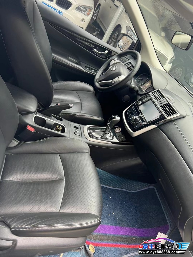 18年日产骐达轿车抵押车出售