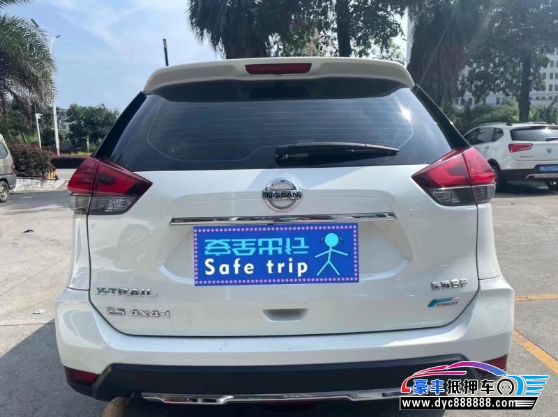 18年日产奇骏轿车抵押车出售