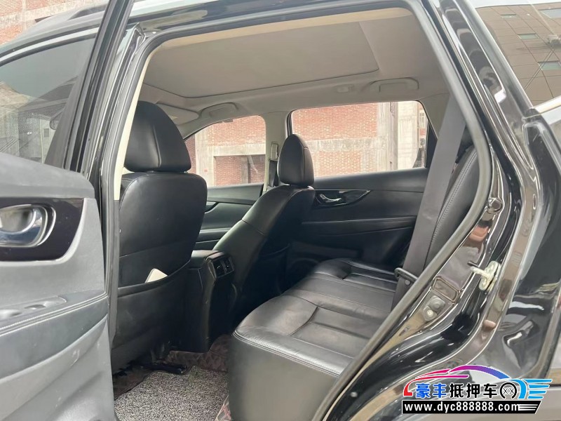 19年日产奇骏轿车抵押车出售