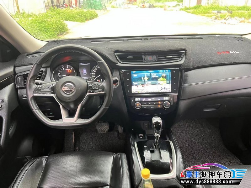 19年日产奇骏轿车抵押车出售