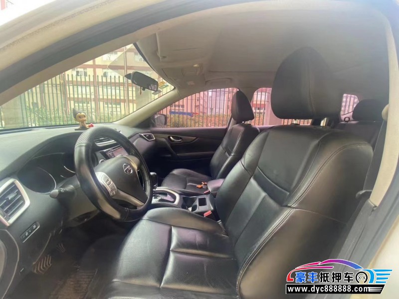 15年日产奇骏轿车抵押车出售