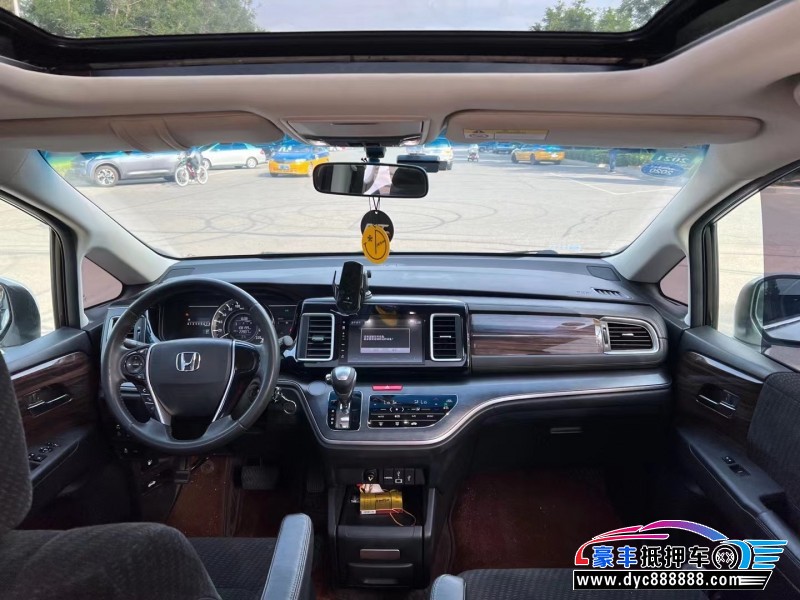 19年本田艾力绅轿车抵押车出售