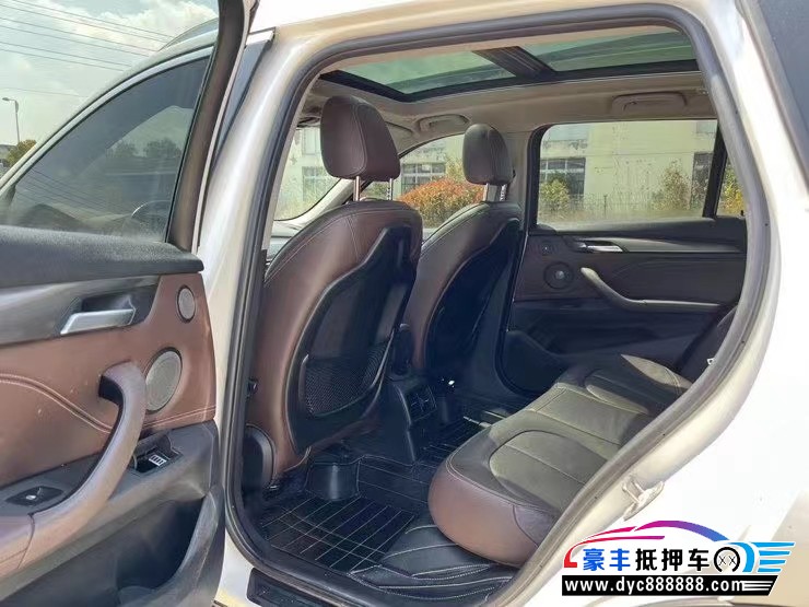 18年宝马X1轿车抵押车出售