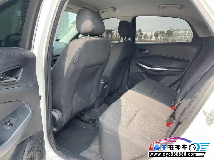 20年福特福睿斯轿车抵押车出售