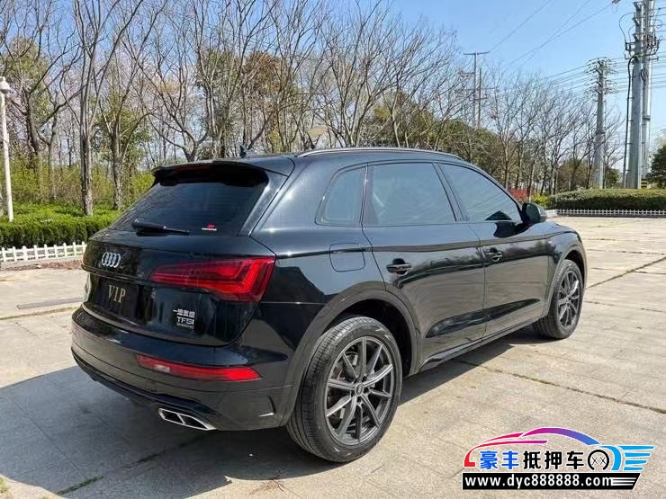 21年奥迪Q5轿车抵押车出售