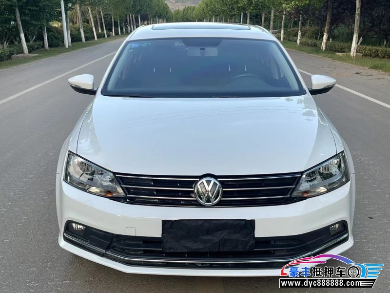 17年大众速腾轿车抵押车出售