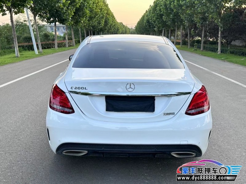 17年奔驰C轿车抵押车出售