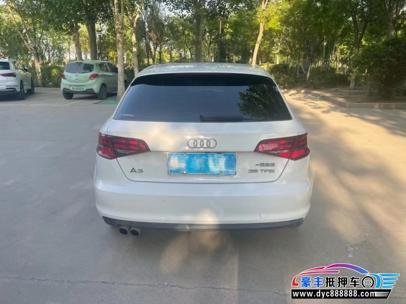 15年奥迪A3轿车抵押车出售