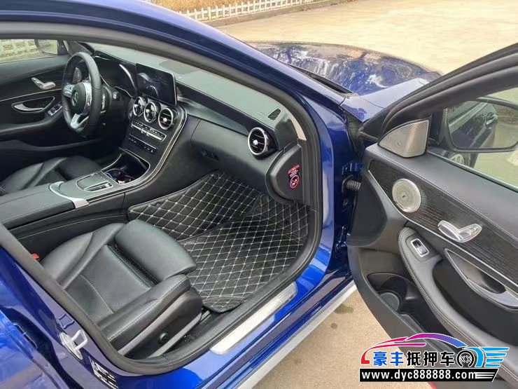 21年奔驰C轿车抵押车出售