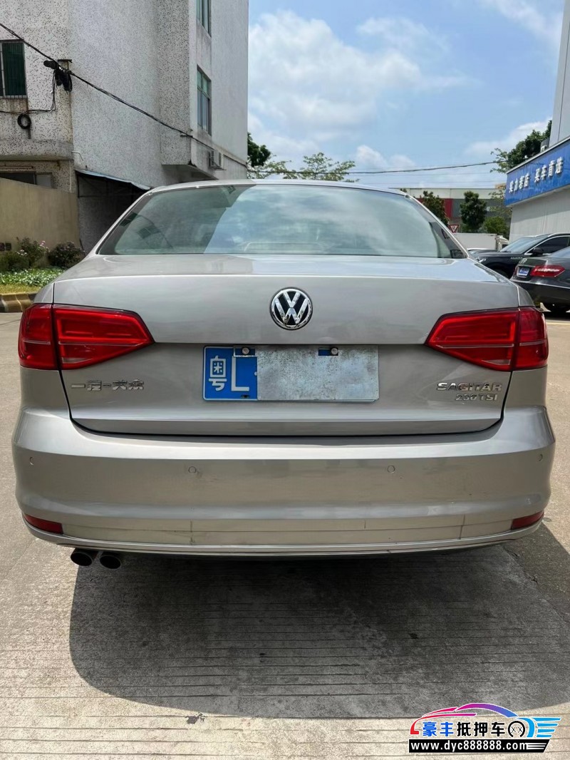 15年大众速腾轿车抵押车出售