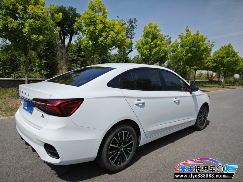 22年荣威i5轿车抵押车出售