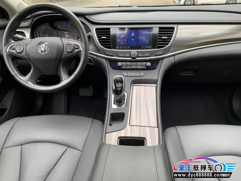 22年别克君越轿车抵押车出售